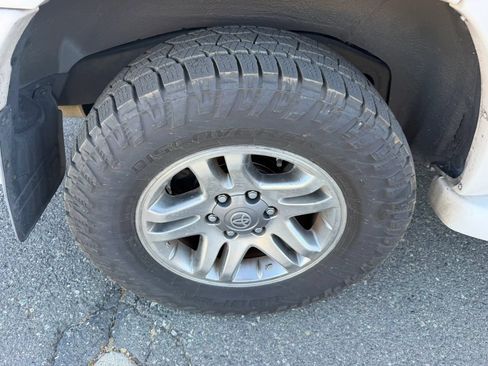 Used 2007 Toyota Sequoia Limited RWD image 36