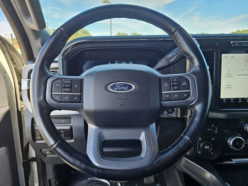 Used 2023 Ford F250 Lariat w/ Chrome Package image 25