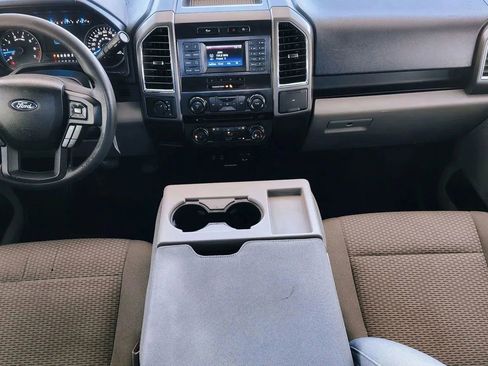 Used 2015 Ford F150 XLT AWD/4WD image 4