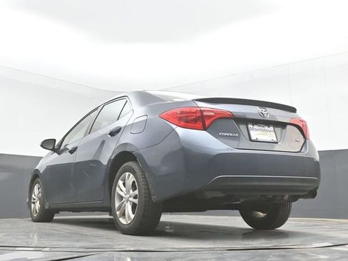 Used 2018 Toyota Corolla SE image 33