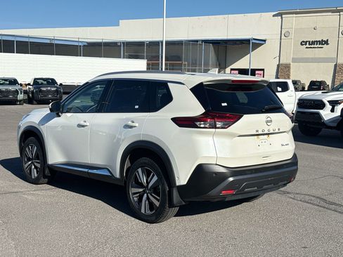 Used 2023 Nissan Rogue SL w/ SL Premium Package AWD/4WD image 15