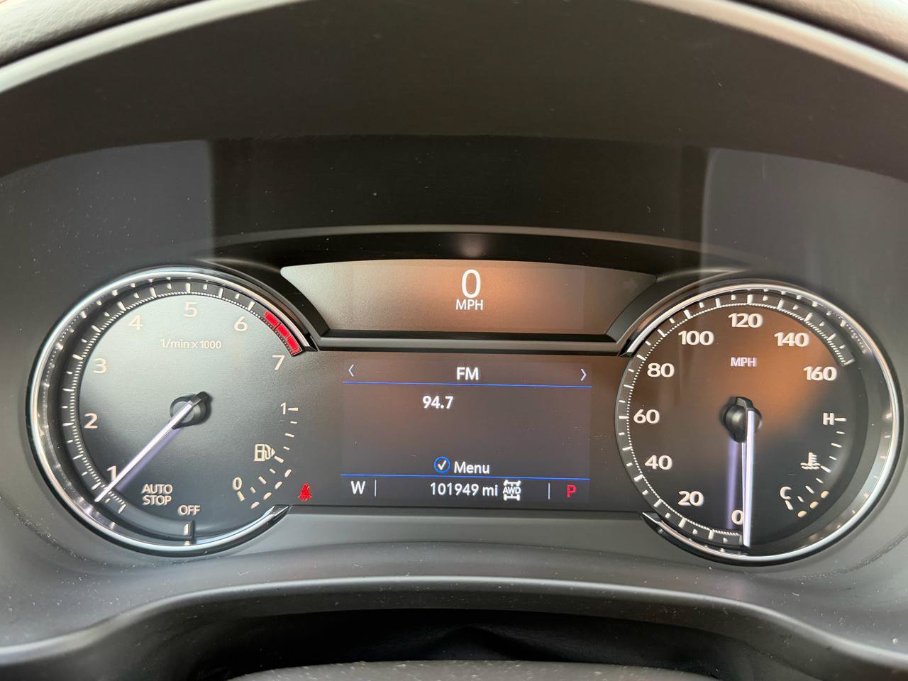 Used 2019 Cadillac XT4 Premium Luxury AWD/4WD image 19