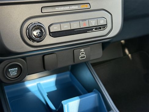 New 2025 Ford Maverick XLT image 56