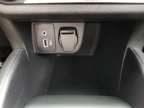 Used 2023 Nissan Versa S w/ Trunk Package image 21