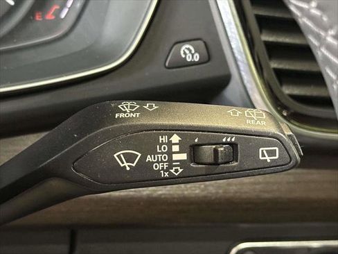 Used 2023 Audi Q5 2.0T Premium image 29