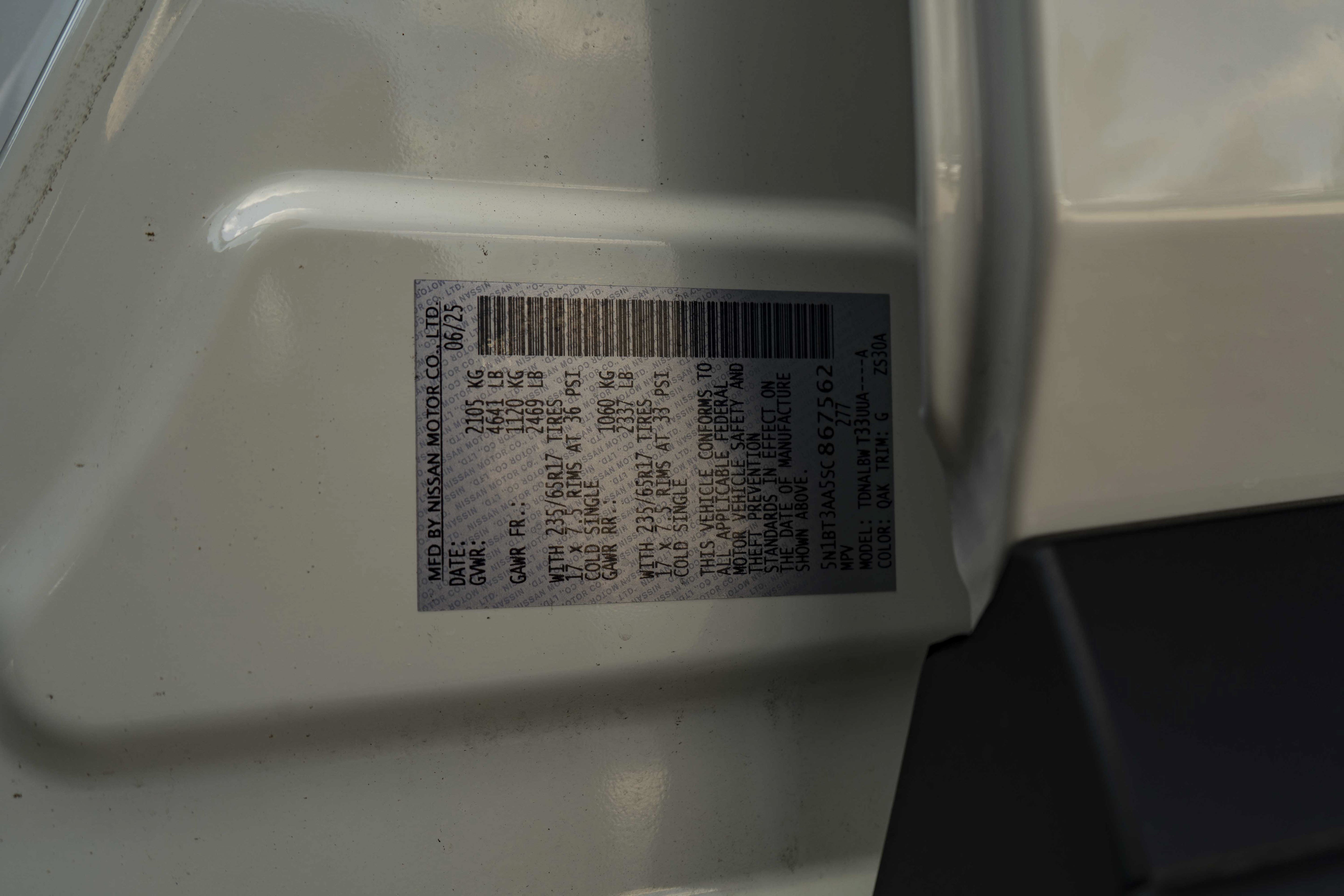 Used 2025 Nissan Rogue S FWD image 39