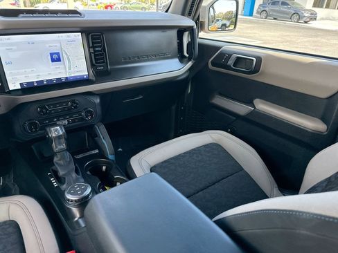 Used 2022 Ford Bronco Wildtrak image 23