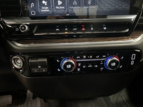 New 2026 GMC Sierra 1500 SLE w/ Preferred Package image 24