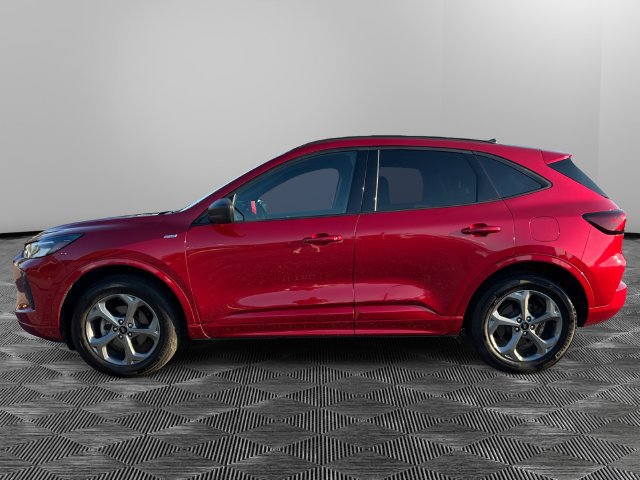 Used 2024 Ford Escape ST-Line w/ Tech Pack #1 AWD/4WD image 6