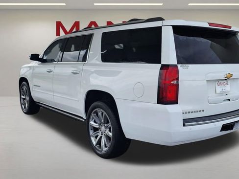 Used 2017 Chevrolet Suburban Premier AWD/4WD image 7