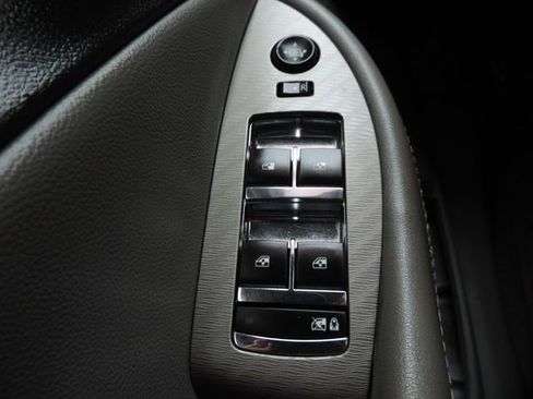 Used 2017 Chevrolet Impala LS image 26