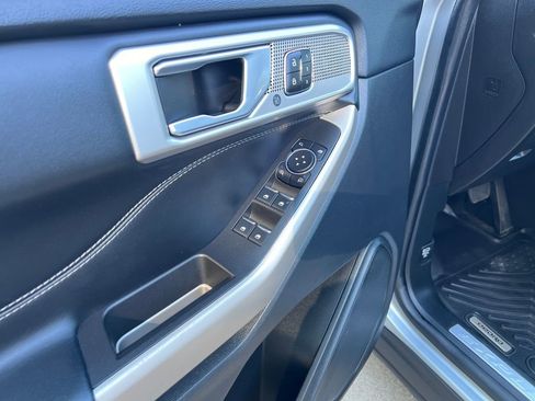 Used 2023 Ford Explorer Limited w/ Equipment Group 301A image 12