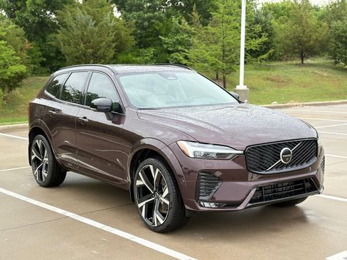 New 2026 Volvo XC60 B5 Ultra w/ Protection Package Premier AWD/4WD image 4
