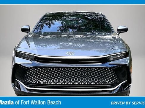 Used 2024 Toyota Crown w/ Advanced Technology Package image 3