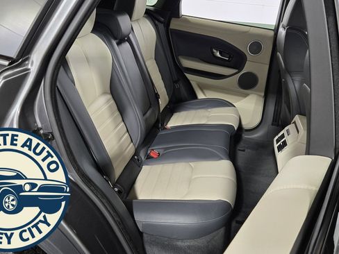 Used 2018 Land Rover Range Rover Evoque HSE Dynamic image 33