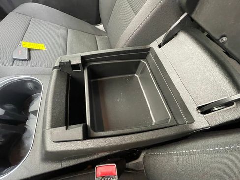 Used 2026 GMC Canyon Elevation image 15