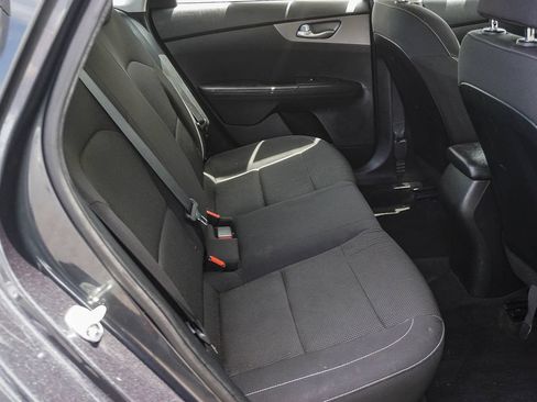 Used 2019 Kia Forte Sedan FWD image 14