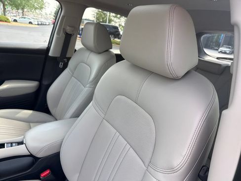 Certified 2025 Honda HR-V EX-L image 12