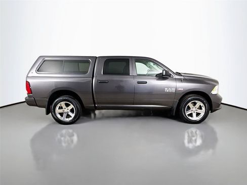 Used 2015 RAM 1500 Express AWD/4WD image 16