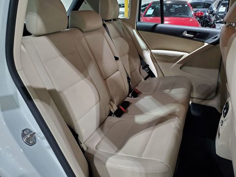 Used 2017 Volkswagen Tiguan S FWD image 20