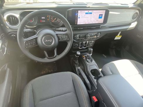 New 2026 Jeep Gladiator Sport AWD/4WD image 40