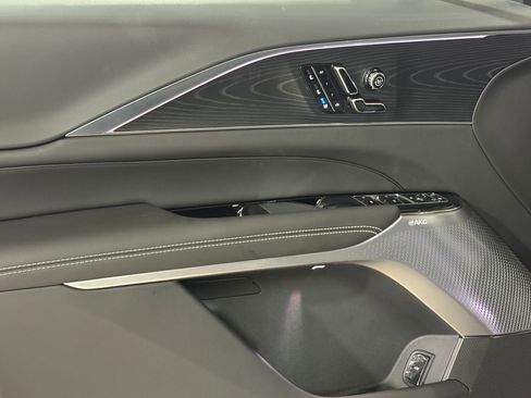 New 2026 Cadillac Lyriq V image 13