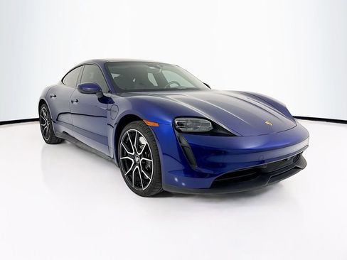 Certified 2023 Porsche Taycan 4S image 7