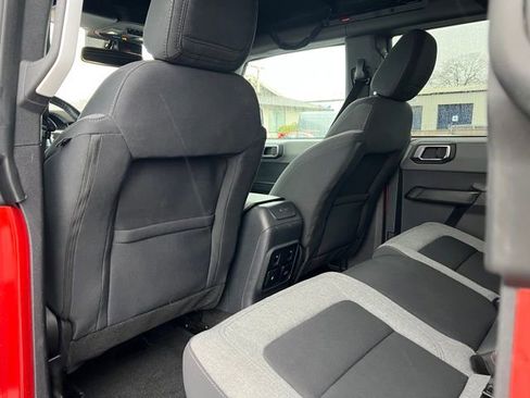 Used 2023 Ford Bronco Big Bend AWD/4WD image 9