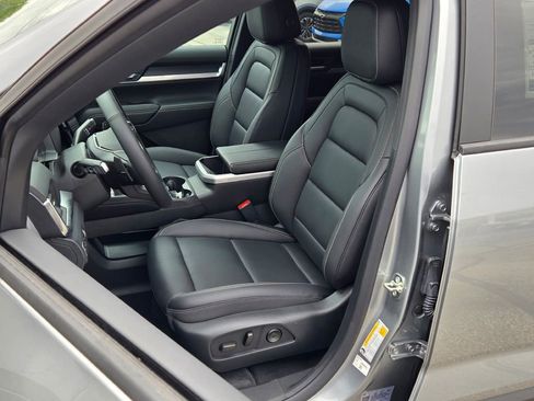 New 2026 GMC Terrain Elevation w/ Elevation Premium Package AWD/4WD image 34
