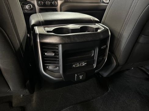 Certified 2019 RAM 1500 Big Horn AWD/4WD image 43