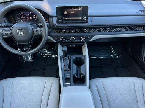 Used 2023 Honda Accord EX image 14