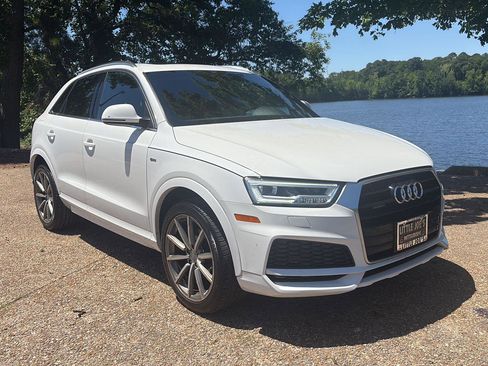 Used 2018 Audi Q3 2.0T Premium Plus w/ Premium Plus Package AWD/4WD image 1
