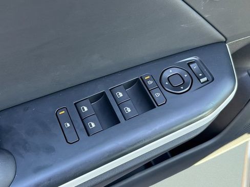 New 2026 Kia K4 GT-Line w/ GT-Line Sunroof Package FWD image 17