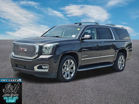 Used 2016 GMC Yukon XL Denali w/ Open Road Package AWD/4WD image 14