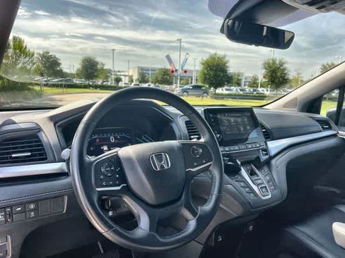Used 2023 Honda Odyssey EX-L image 15