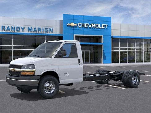 New 2026 Chevrolet Express 3500 w/ Power Convenience Package RWD image 2