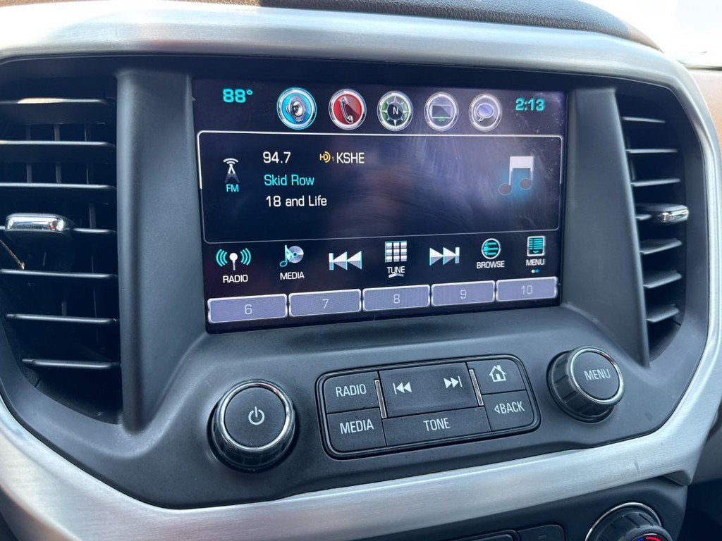 Used 2019 GMC Acadia SLT w/ LPO, Floor Liner Package FWD image 21