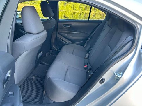 Used 2024 Toyota Corolla LE FWD image 13