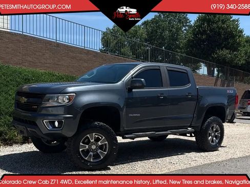 Used 2017 Chevrolet Colorado Z71 AWD/4WD image 1