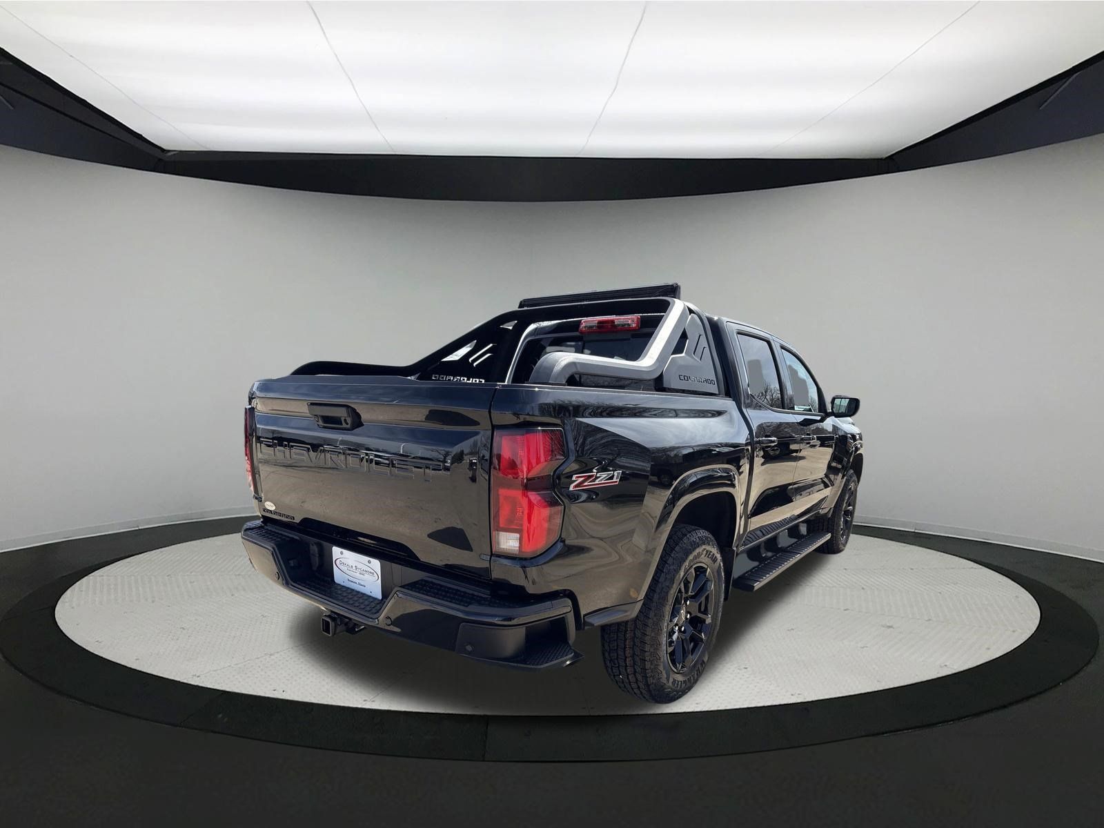 New 2026 Chevrolet Colorado Z71 w/ Midnight Edition AWD/4WD image 5
