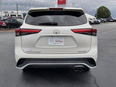 Used 2021 Toyota Highlander XSE