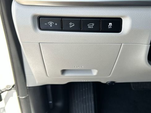 Used 2025 Kia Telluride EX image 18