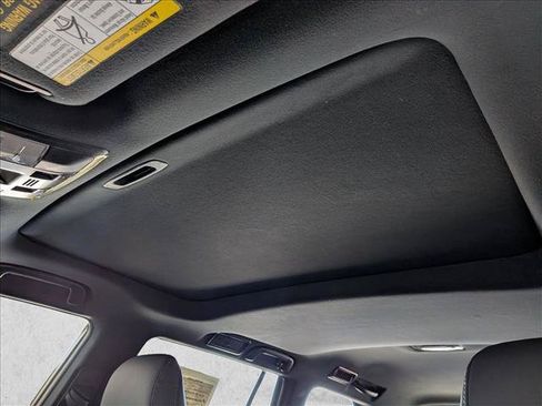 Used 2023 Lexus GX 460 Premium w/ Premium Package AWD/4WD image 15