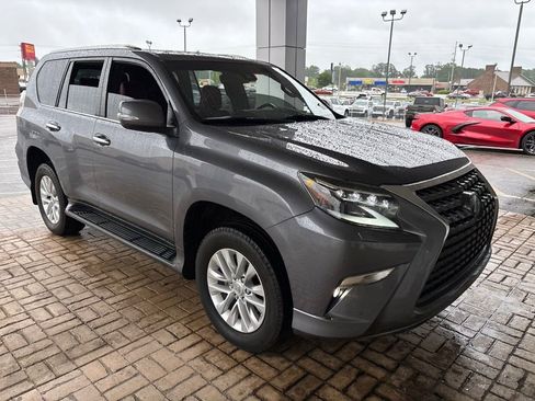 Used 2021 Lexus GX 460 Premium w/ Premium Plus Package AWD/4WD image 3