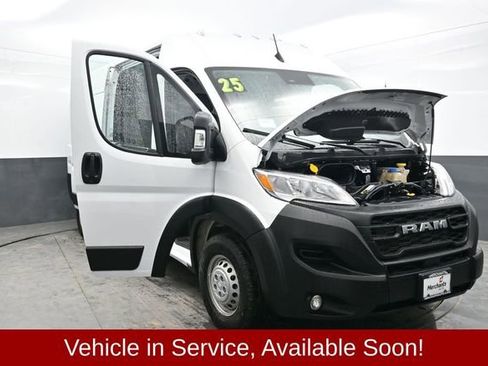 Used 2025 RAM ProMaster 2500 w/ Convenience Group image 40