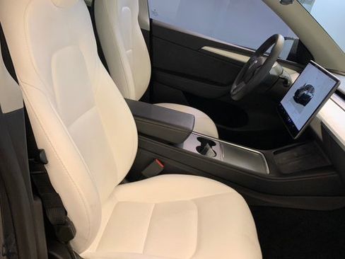 Used 2022 Tesla Model Y Performance AWD/4WD image 53