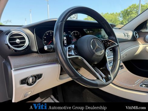 Used 2021 Mercedes-Benz E 350 4MATIC Sedan image 17