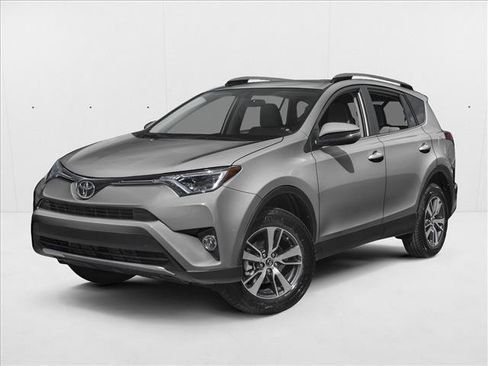 Used 2018 Toyota RAV4 XLE w/ Plus Extra Value Package FWD image 1