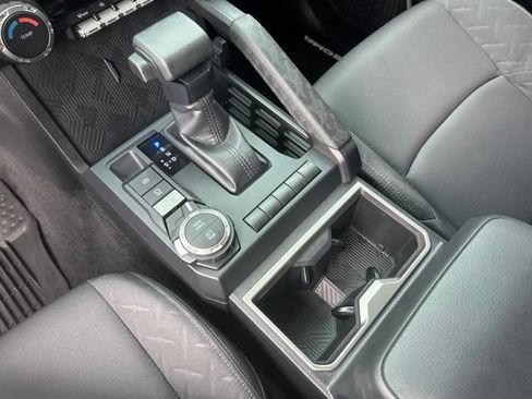 Used 2024 Toyota Tacoma SR5 AWD/4WD image 26