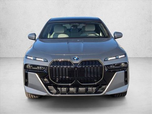 New 2026 BMW 750e xDrive w/ Executive Package AWD/4WD image 6